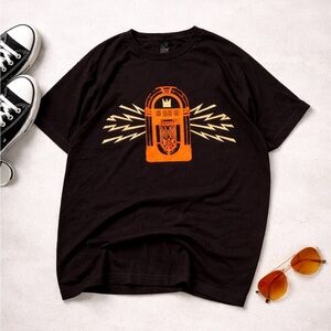 Train 2017 Tour Band T-Shirt Medium Black Jukebox Graphic Rock Concert Tee
